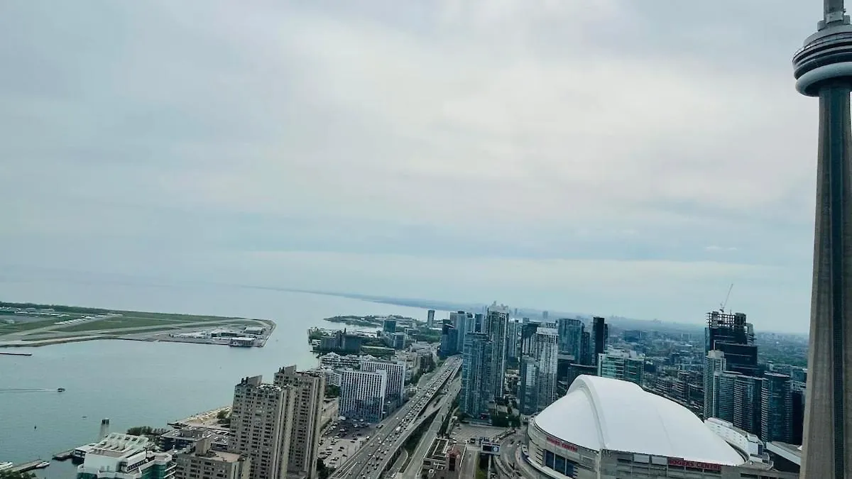 New Milliondollarview49Thfloor Cn Tower Lake Toronto Canada