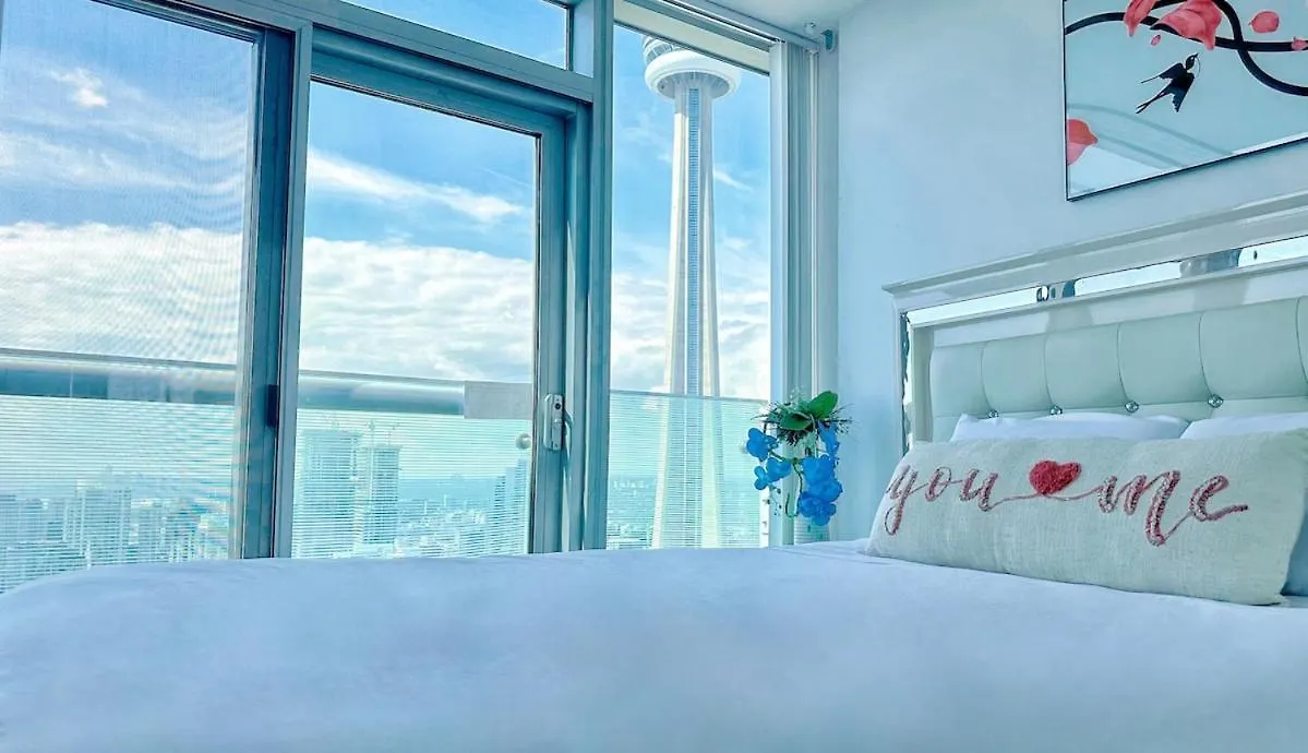 New Milliondollarview49Thfloor Cn Tower Lake Toronto Canada